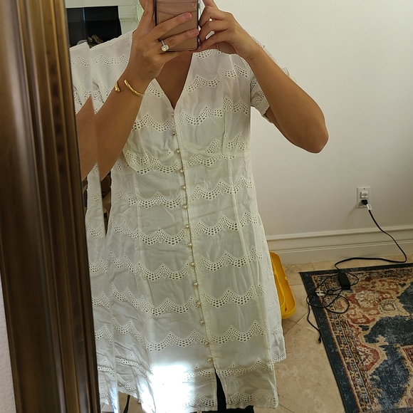 White delicate Meline Dress with pearl button - Picture 2 of 4